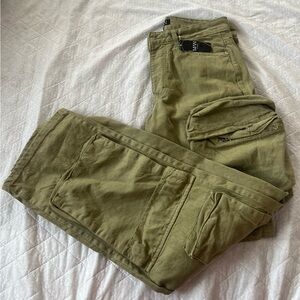 Boohoo Men's Cargo Pants in Olive